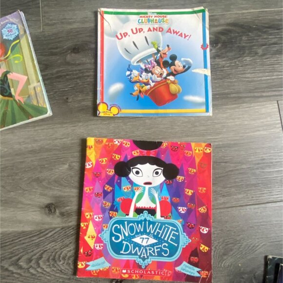 7 Piece Paperback Childrens Picture Book Lot-Fair to Good Condition - Picture 3 of 6